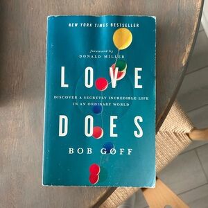 Love Does by Bob Goff Book